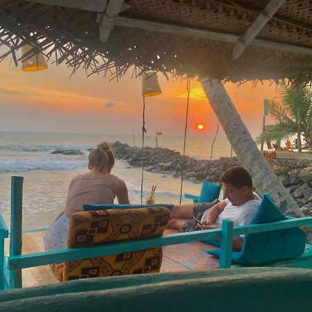 Smile Beach Home Galle Bagian luar foto