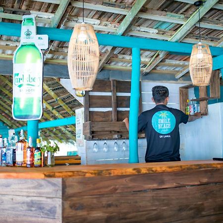 Smile Beach Home Galle Bagian luar foto