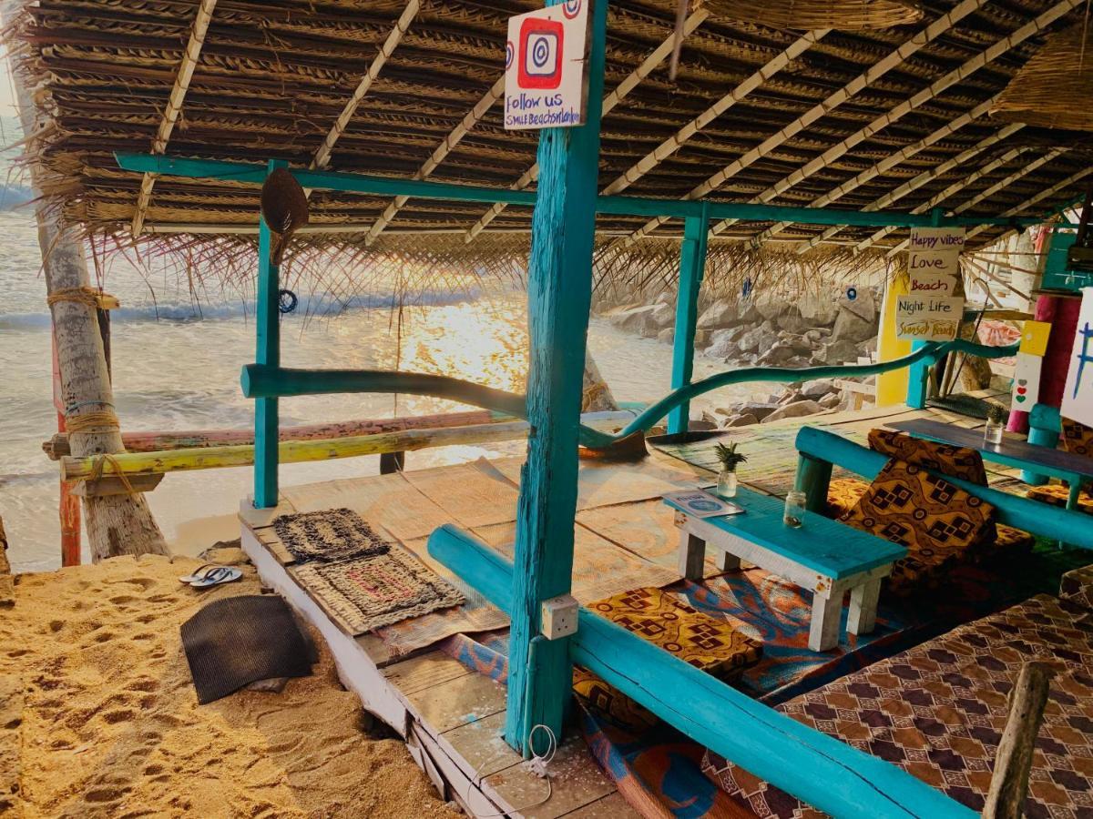 Smile Beach Home Galle Bagian luar foto
