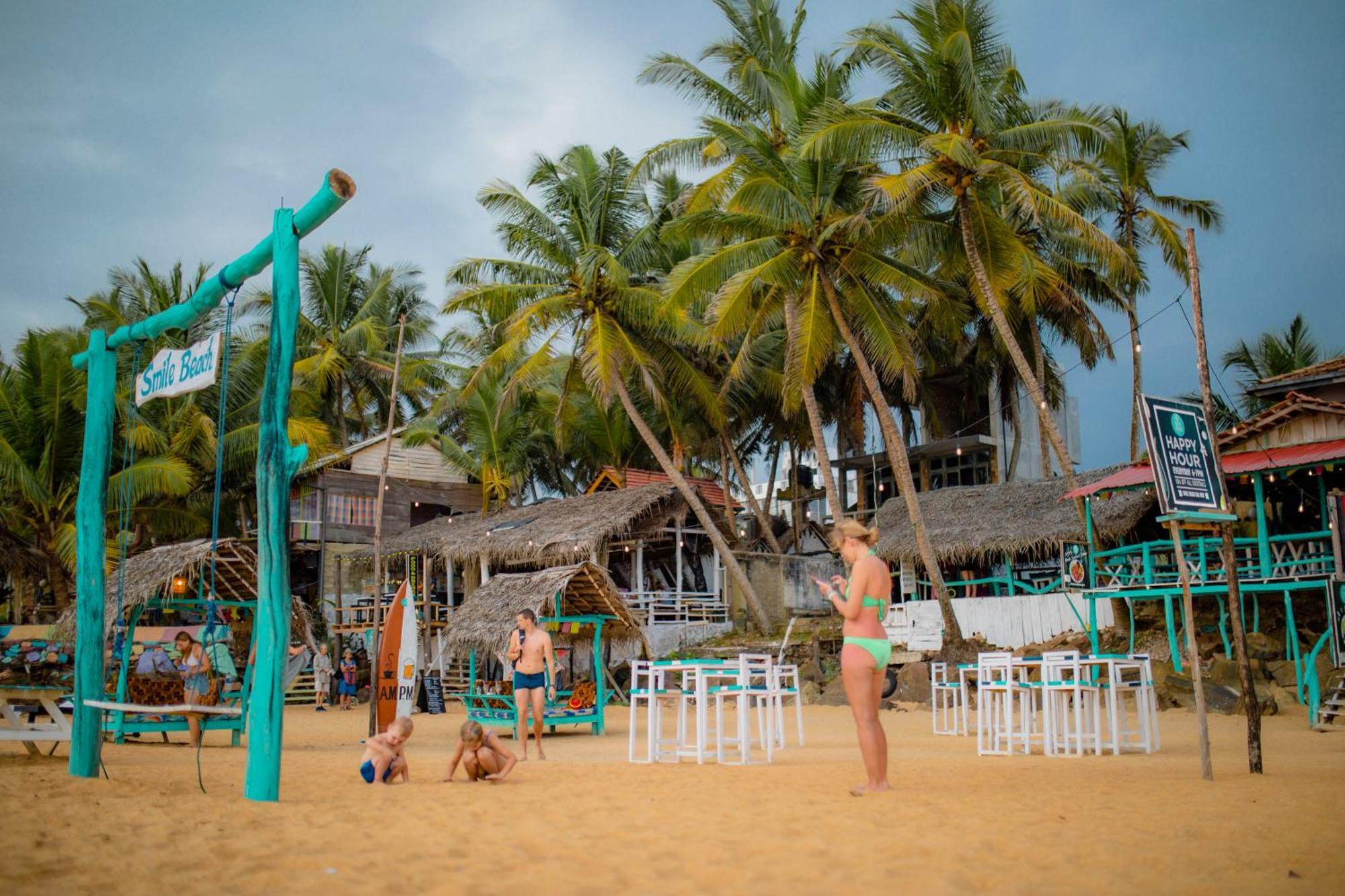 Smile Beach Home Galle Bagian luar foto