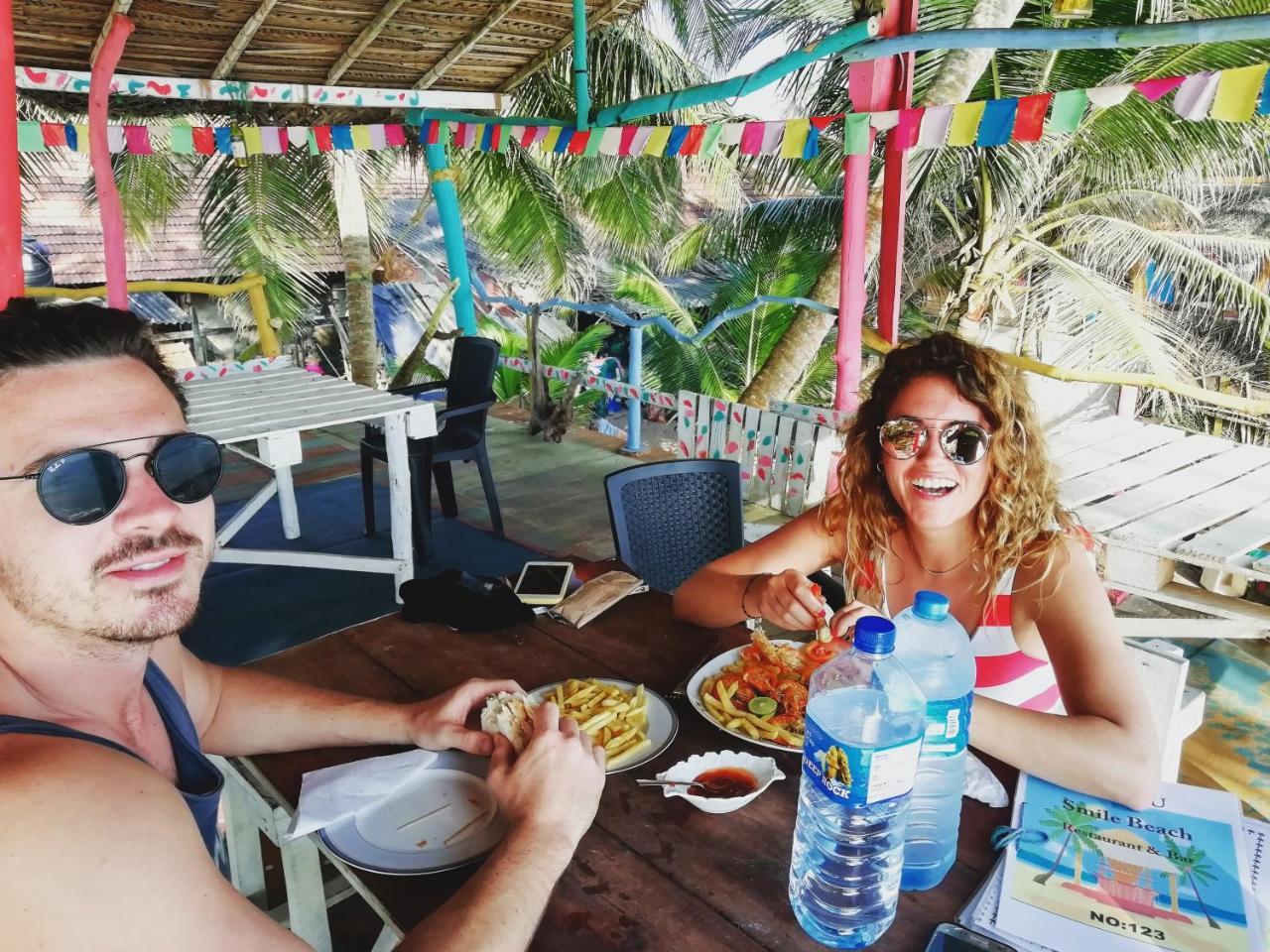 Smile Beach Home Galle Bagian luar foto